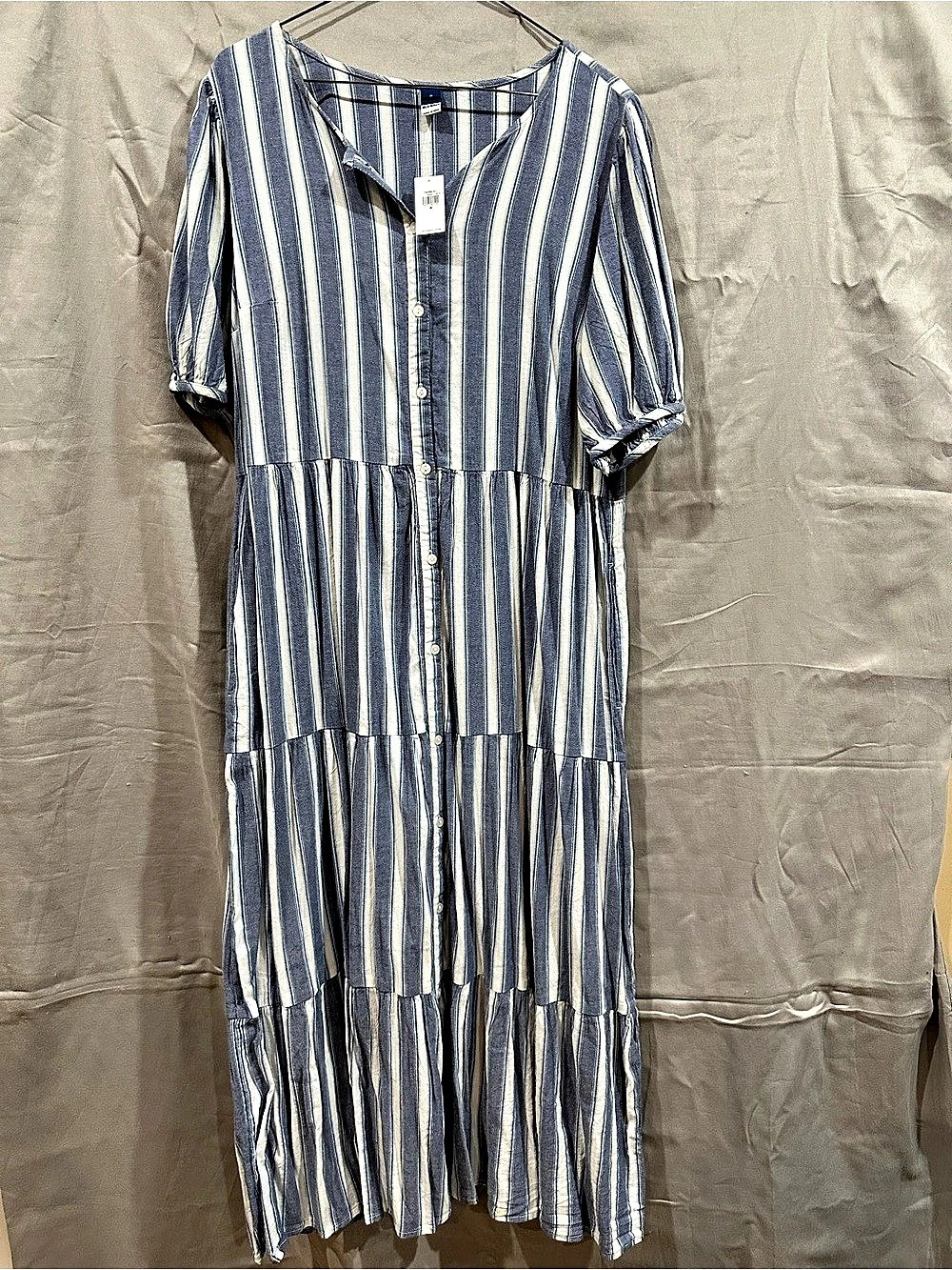 Old Navy Puff-Sleeve Tiered Striped Midi Swing Dress Blue & White Medium